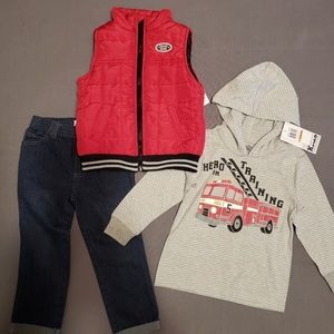 Kids Headquarters NWT 3Piece Firetruck Outfit 3T